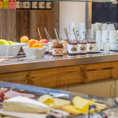 ホテル Explorer 4*