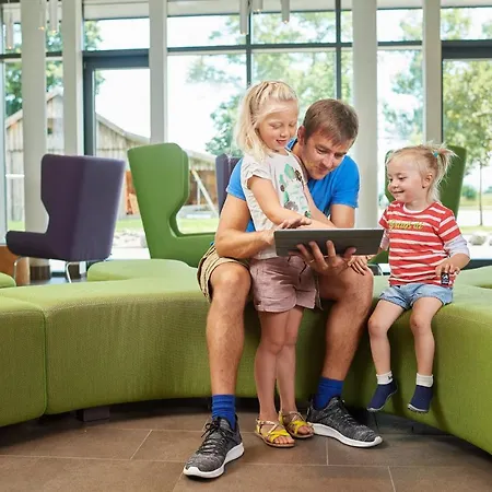 Explorer ホテル 4*