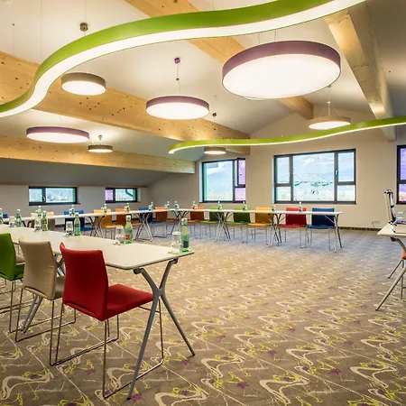 Explorer ホテル 4*