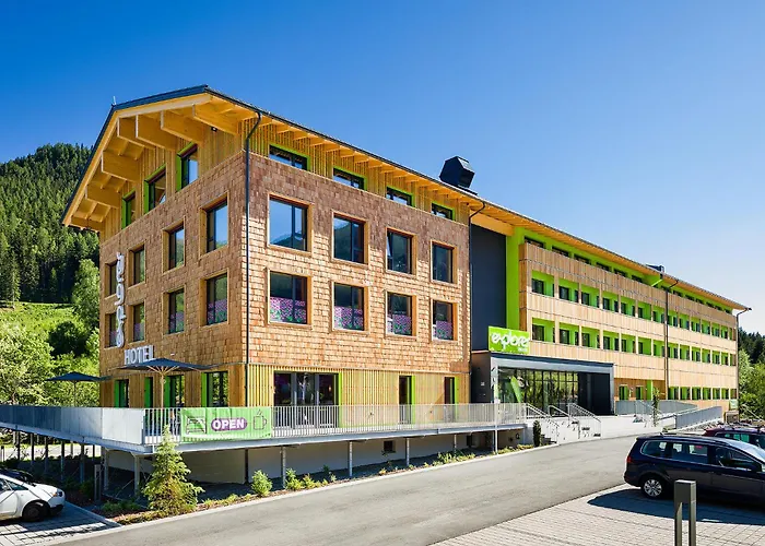 Explorer Бад-Кляйнкірхгайм